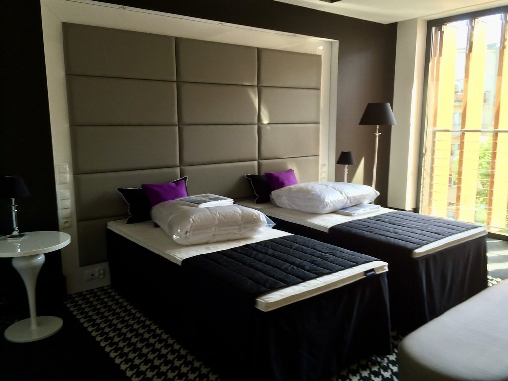 PIANO HOTEL